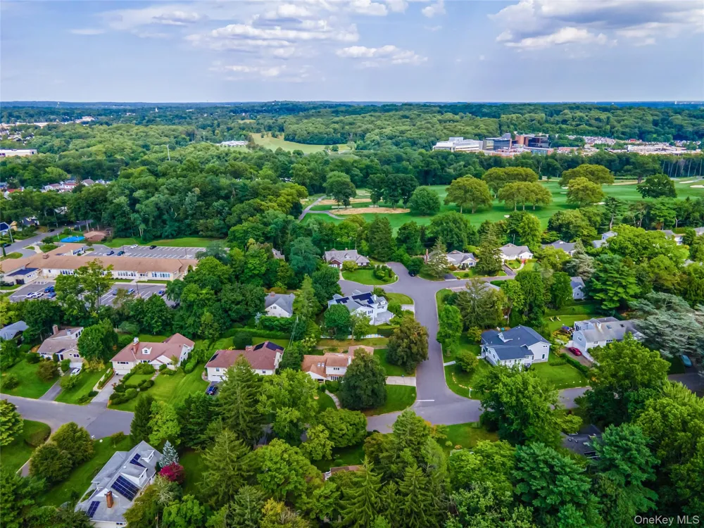 9 Talbot Drive Great Neck, NY 11020