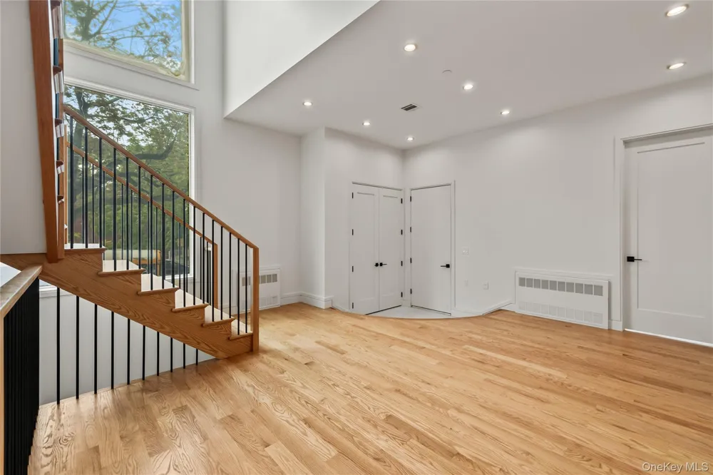 110 Fairview Avenue ##202 Spring Valley, NY 10977