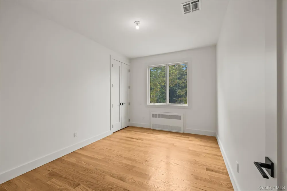 110 Fairview Avenue ##202 Spring Valley, NY 10977