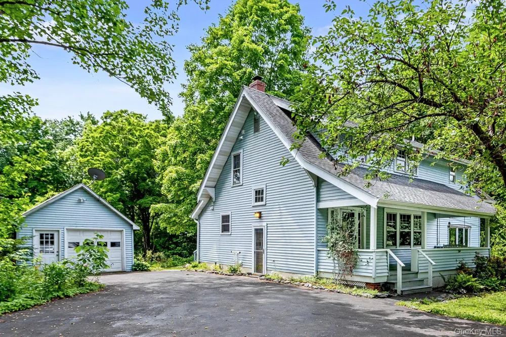 102 E Market Street Hyde Park, NY 12538