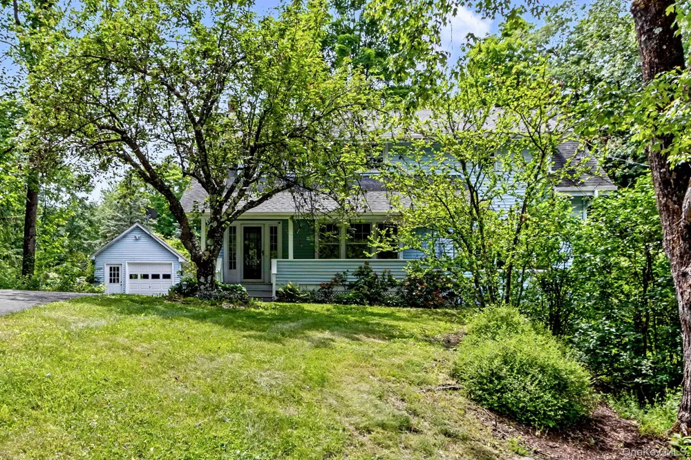 102 E Market Street Hyde Park, NY 12538