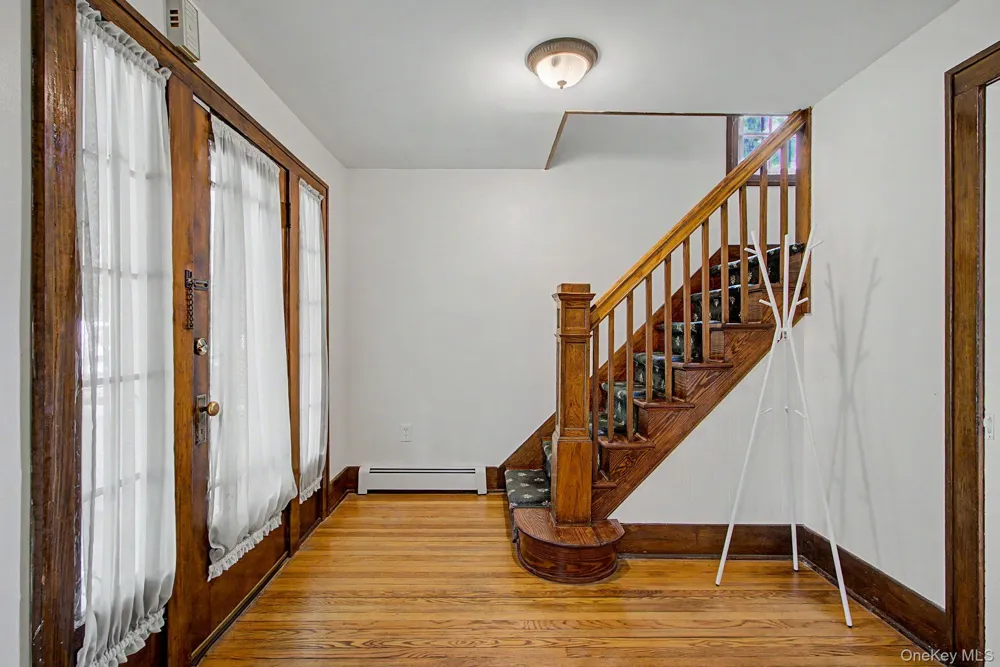 102 E Market Street Hyde Park, NY 12538