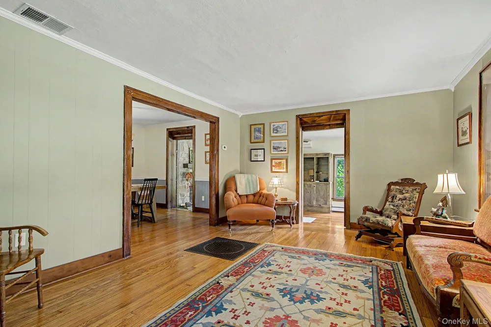 102 E Market Street Hyde Park, NY 12538