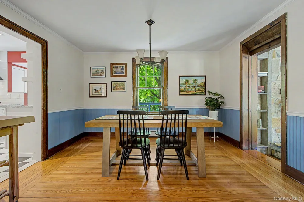 102 E Market Street Hyde Park, NY 12538