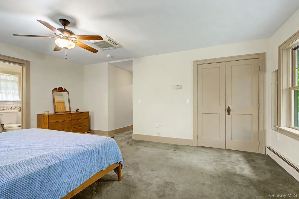 102 E Market Street Hyde Park, NY 12538