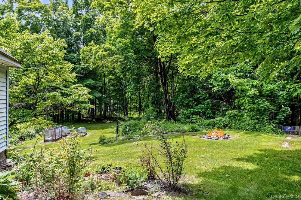 102 E Market Street Hyde Park, NY 12538