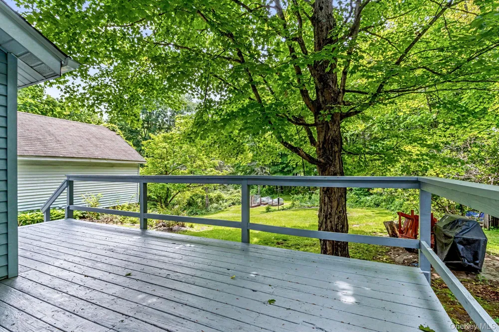 102 E Market Street Hyde Park, NY 12538