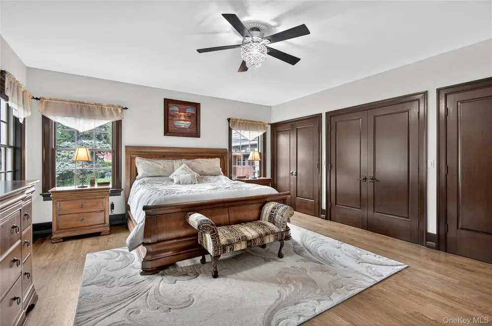 23 Gloria Lane Huntington, NY 11743