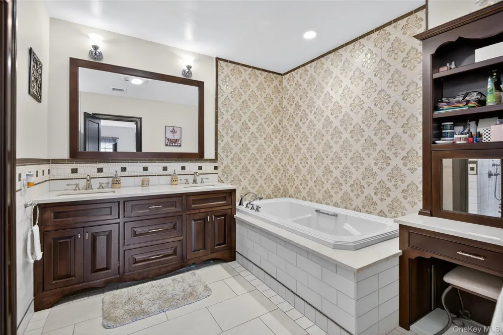 23 Gloria Lane Huntington, NY 11743