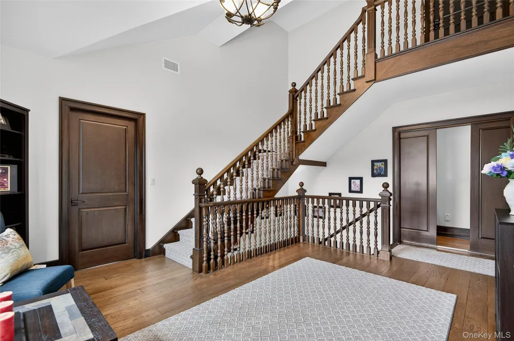 23 Gloria Lane Huntington, NY 11743