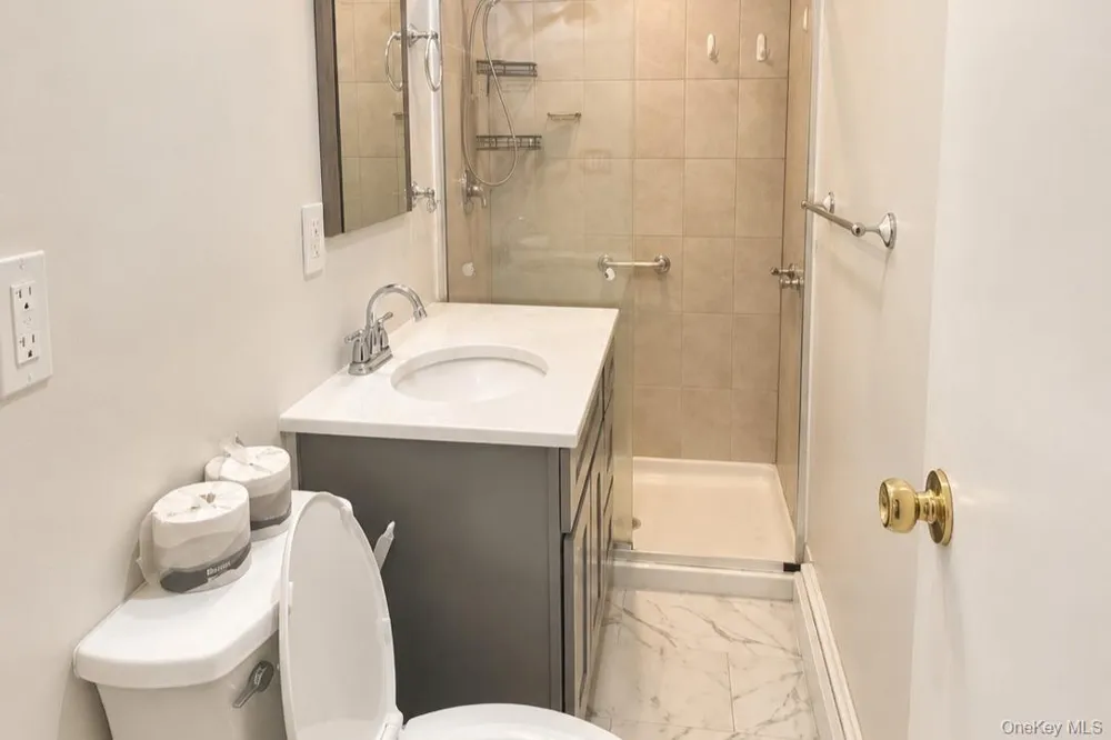 4 Brown Street West Babylon, NY 11704