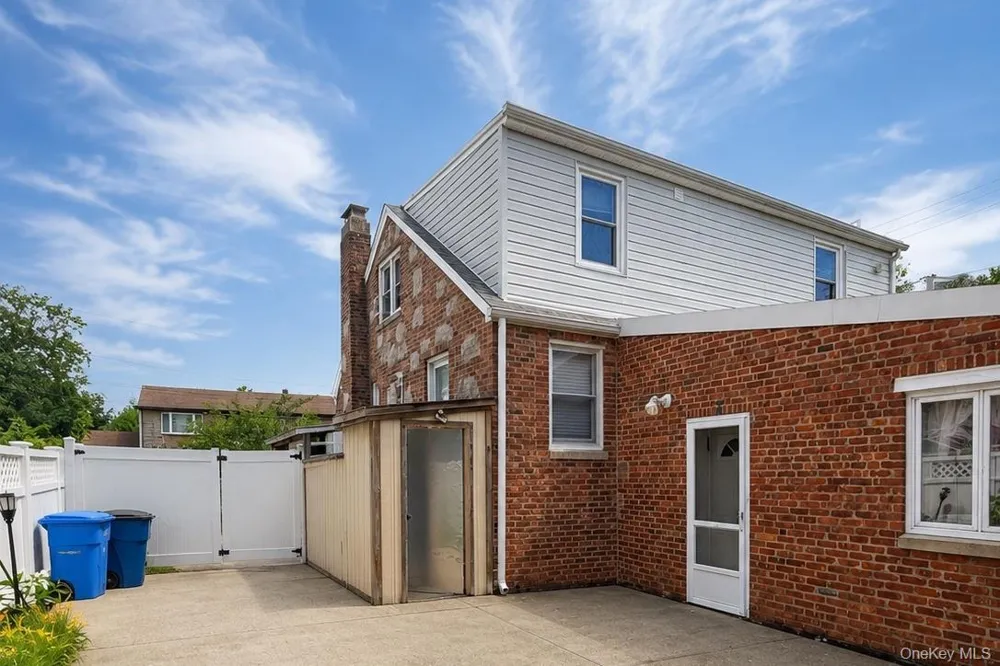 4 Brown Street West Babylon, NY 11704