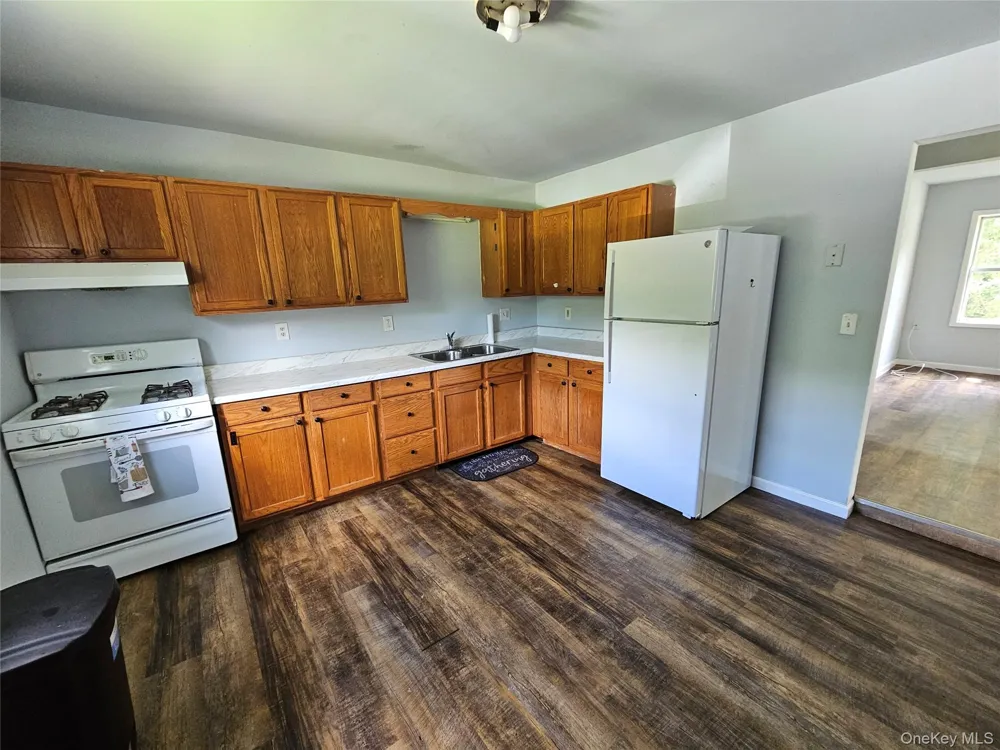 624-634 Oakland Valley Road Cuddebackville, NY 12729