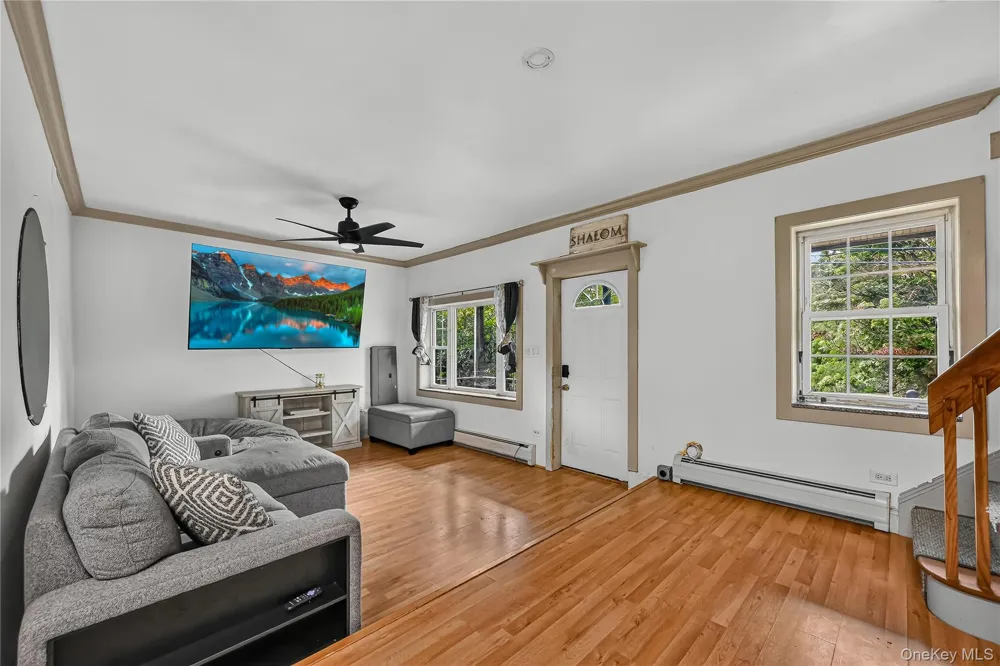17 Underhill Trail Monroe, NY 10950