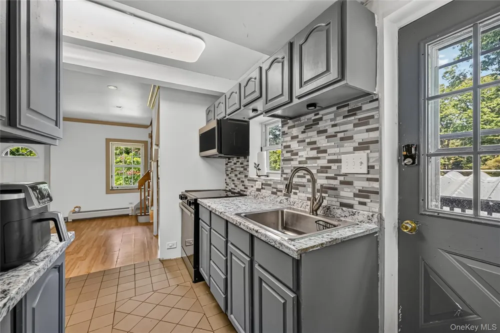 17 Underhill Trail Monroe, NY 10950