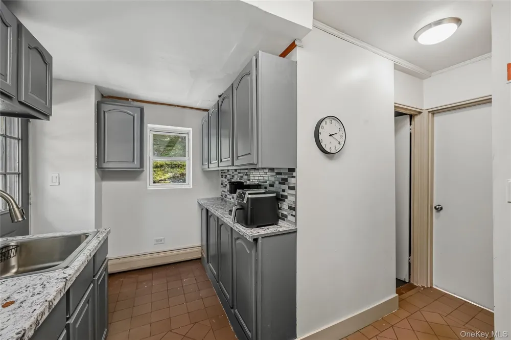 17 Underhill Trail Monroe, NY 10950