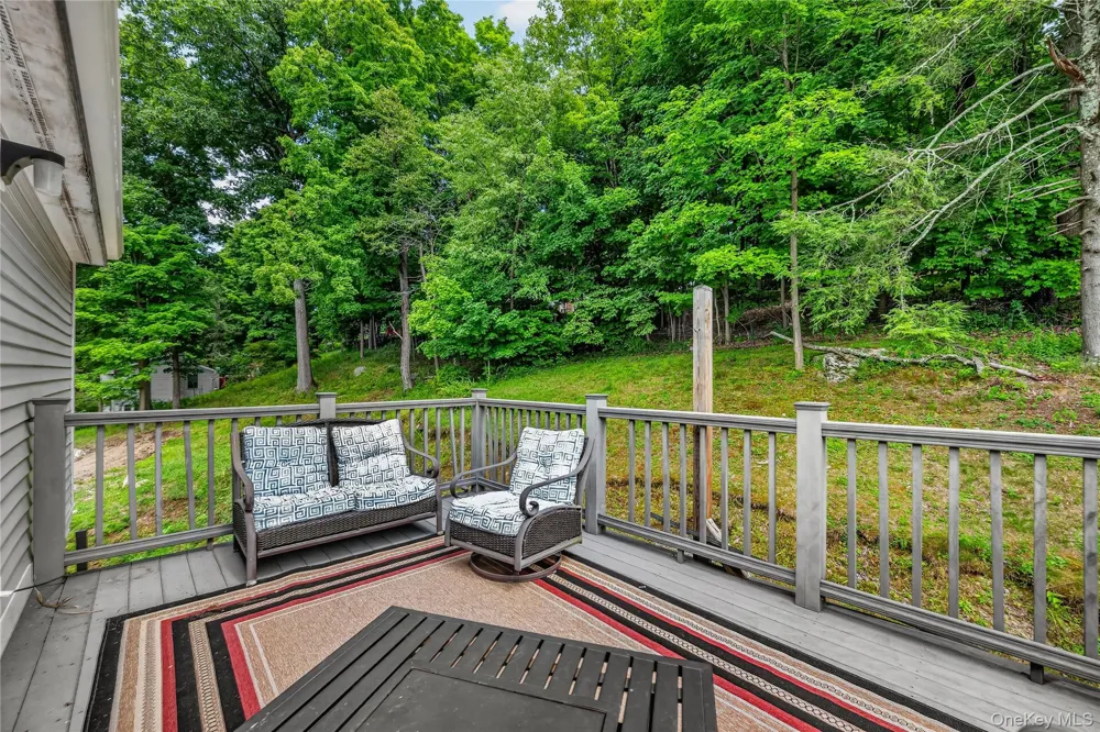 17 Underhill Trail Monroe, NY 10950