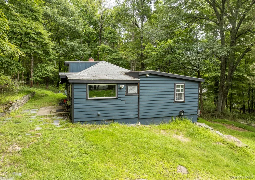 47 Rock Road Carmel, NY 10512