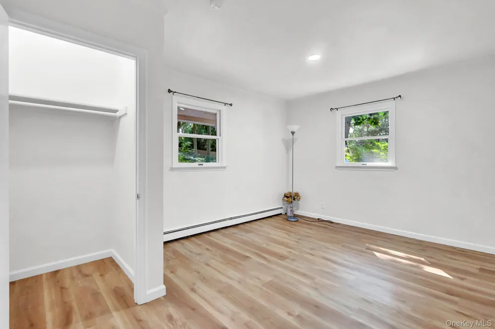653 Meadow Road Smithtown, NY 11787