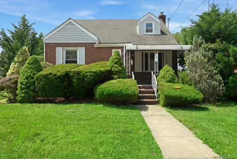 191 Nassau Boulevard