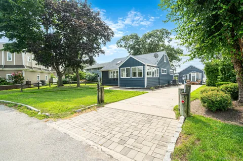 7 Oak Drive