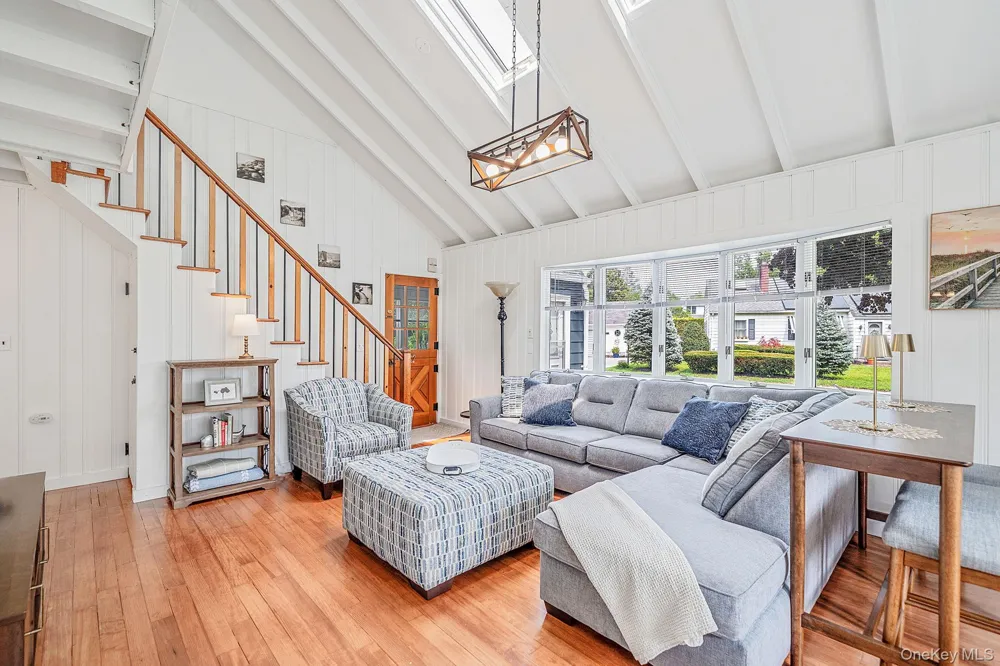 7 Oak Drive Jamesport, NY 11947