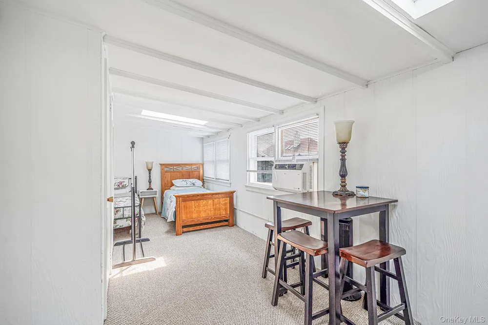 7 Oak Drive Jamesport, NY 11947
