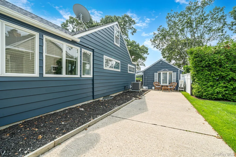 7 Oak Drive Jamesport, NY 11947