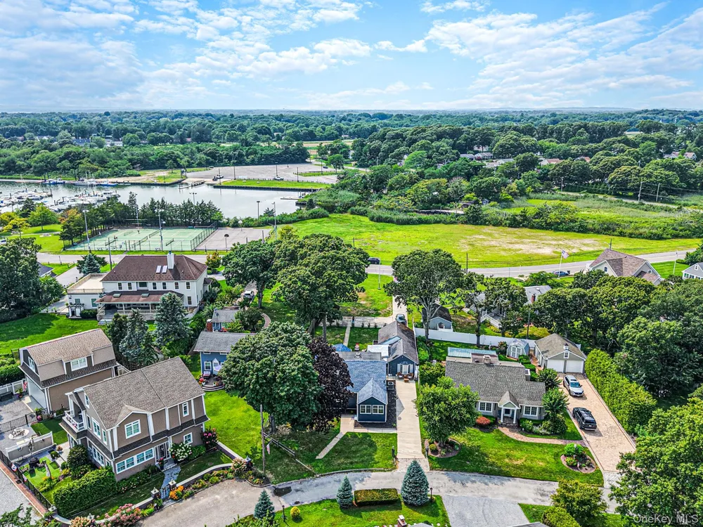 7 Oak Drive Jamesport, NY 11947
