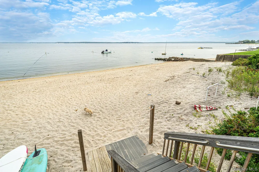 7 Oak Drive Jamesport, NY 11947