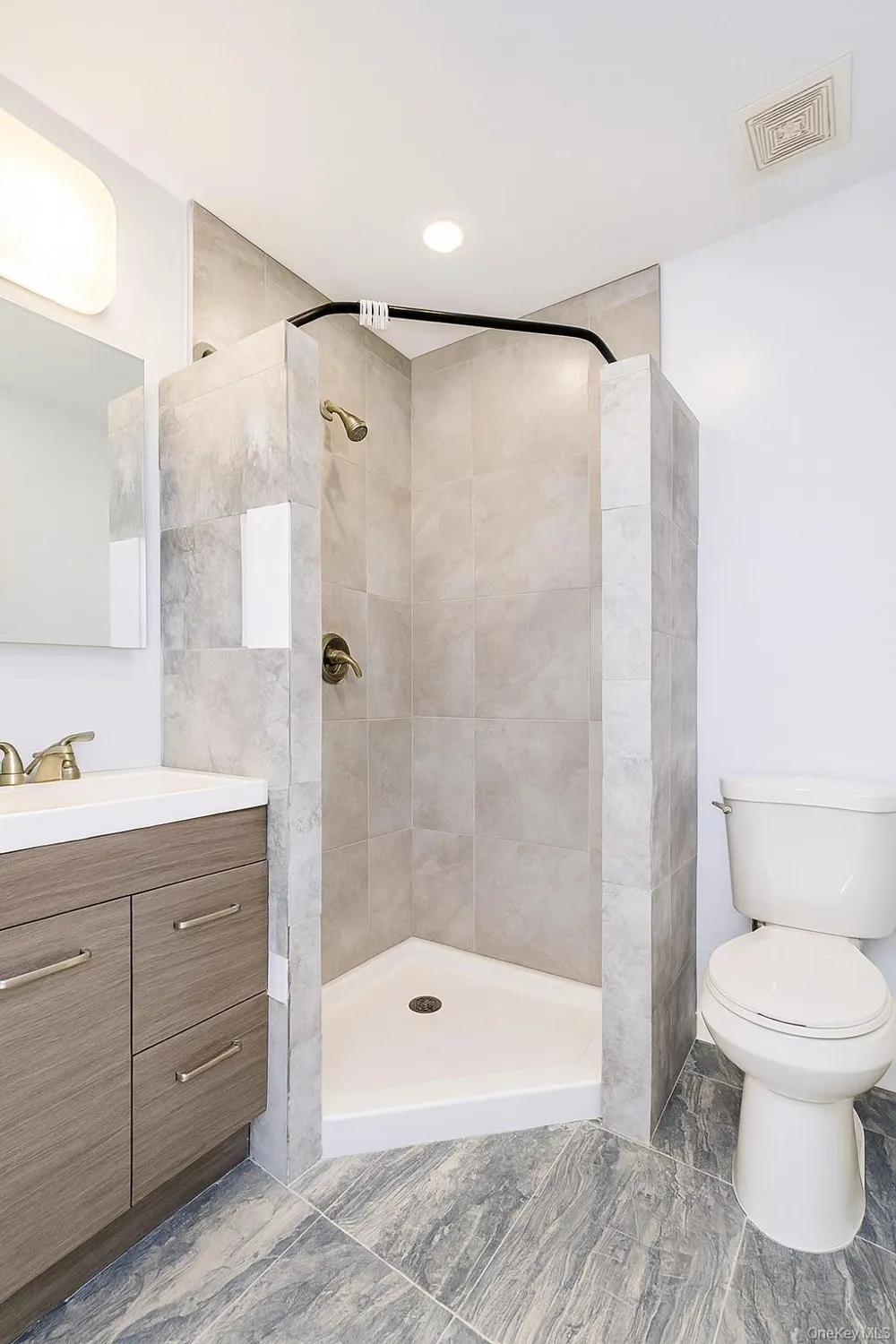 420 Broadway #3 Monticello, NY 12701