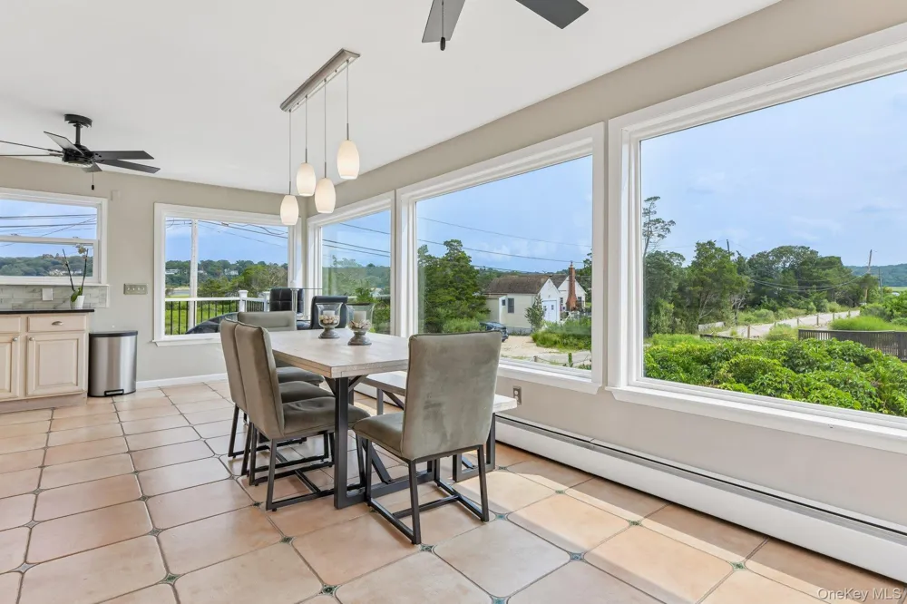 588 E. Long Beach Road Nissequogue, NY 11780