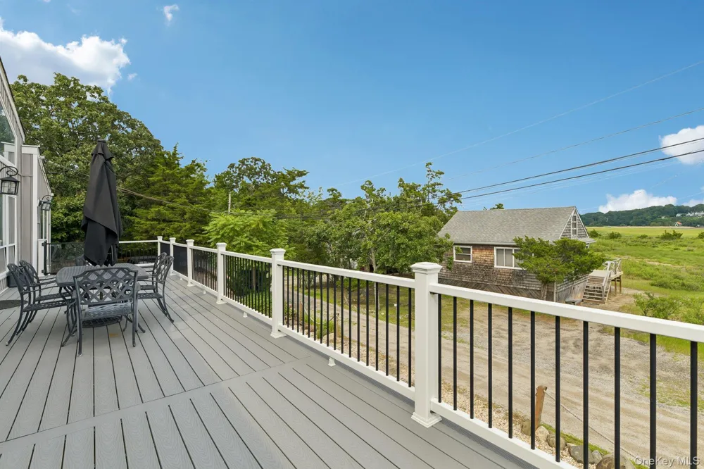 588 E. Long Beach Road Nissequogue, NY 11780