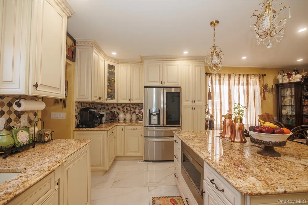 1715 Hering Avenue Bronx, NY 10461