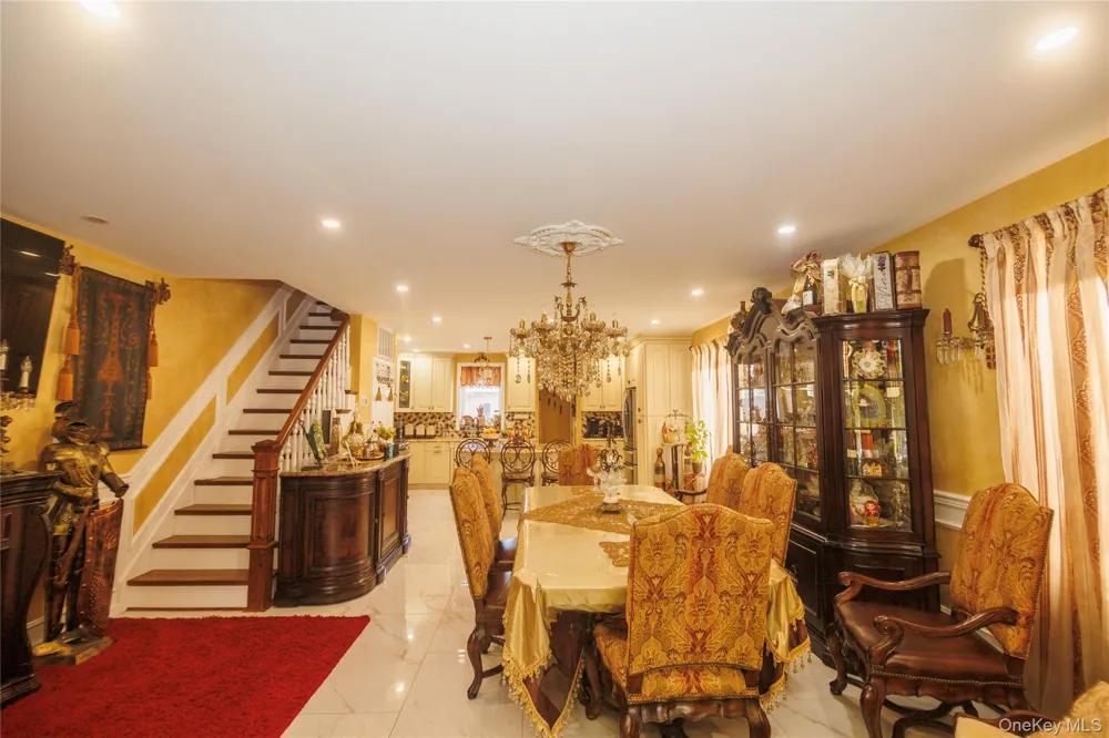 1715 Hering Avenue Bronx, NY 10461