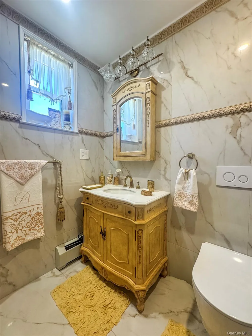 1715 Hering Avenue Bronx, NY 10461