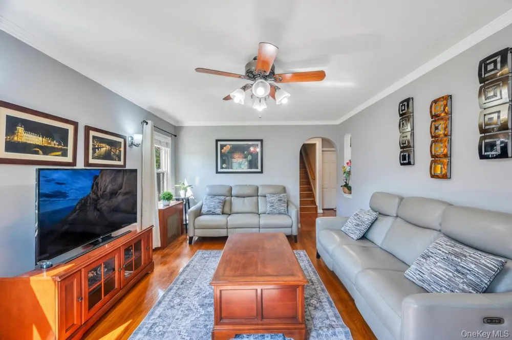 8726 249th Street Bellerose, NY 11426