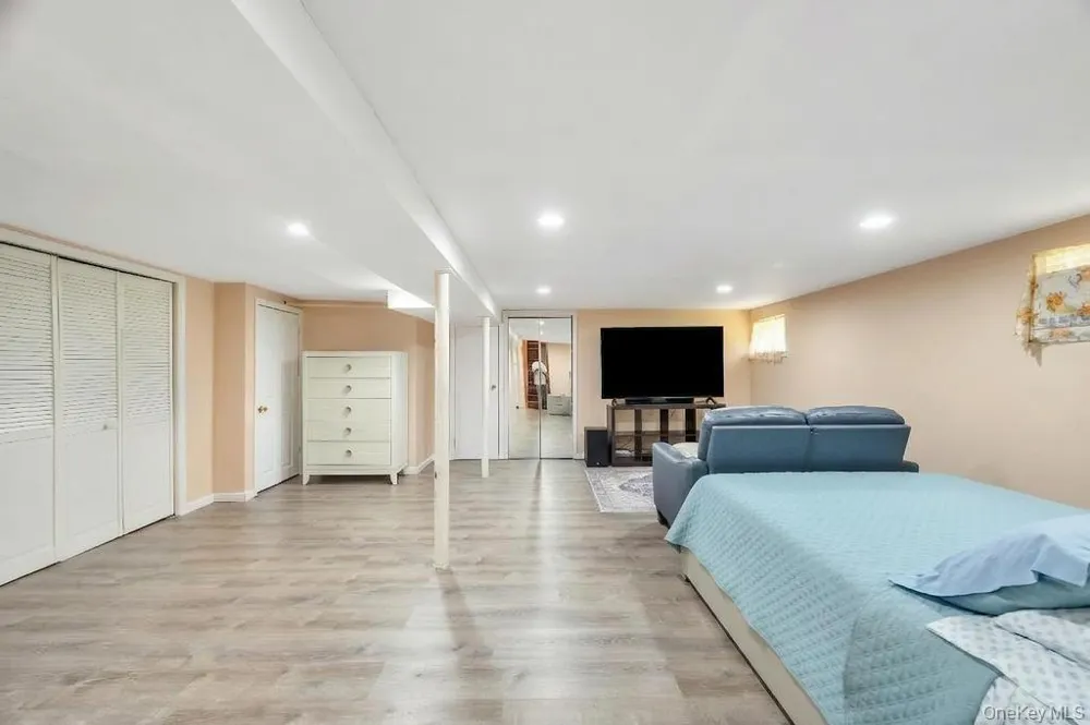 8726 249th Street Bellerose, NY 11426