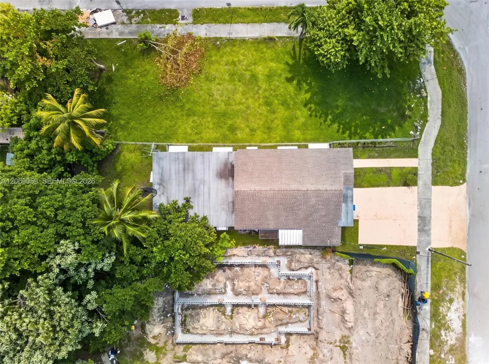 3111 NW 57th St Miami, FL 33142