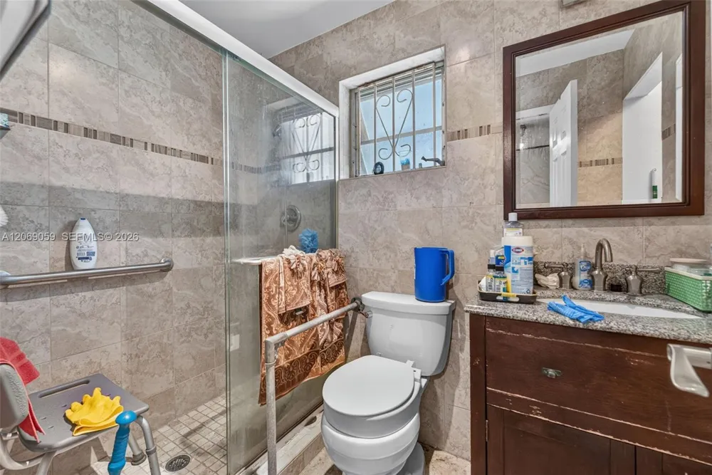 3111 NW 57th St Miami, FL 33142