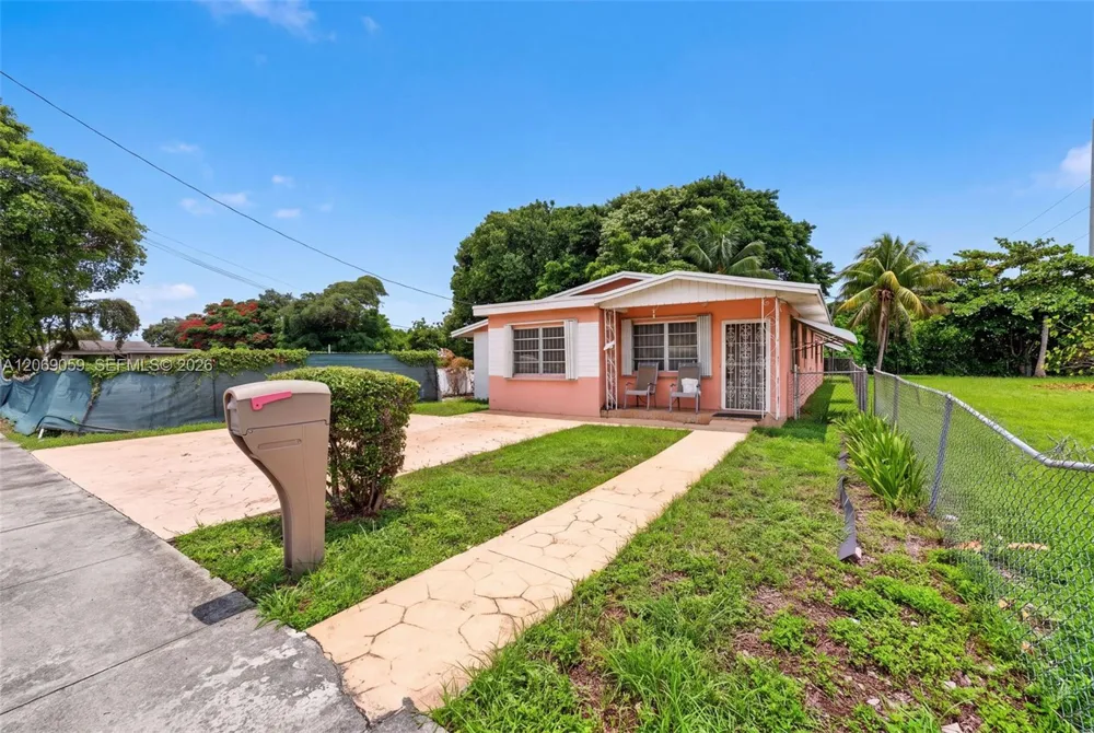 3111 NW 57th St Miami, FL 33142