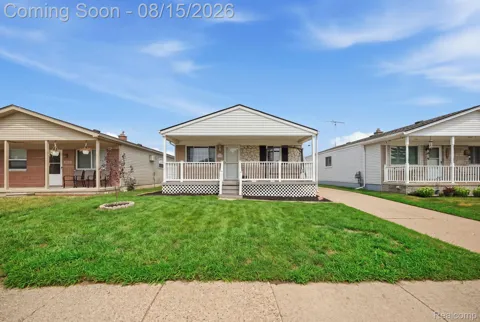 20147 Lakeworth Street