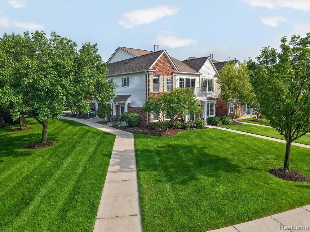 9200 Scenic Way Oxford Charter Township, MI 48371