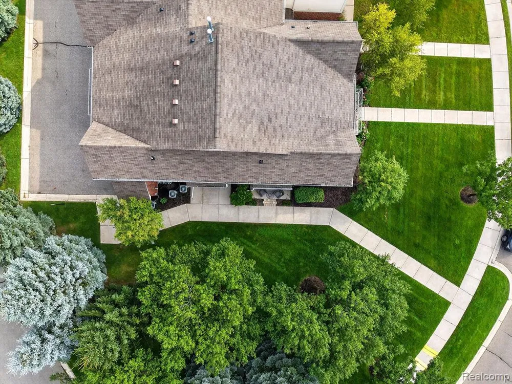 9200 Scenic Way Oxford Charter Township, MI 48371