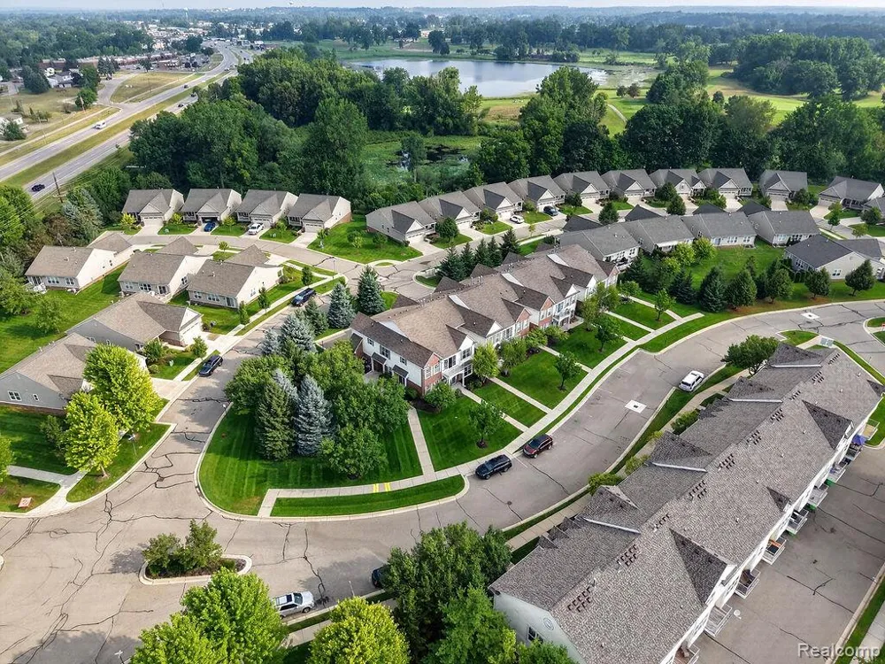 9200 Scenic Way Oxford Charter Township, MI 48371