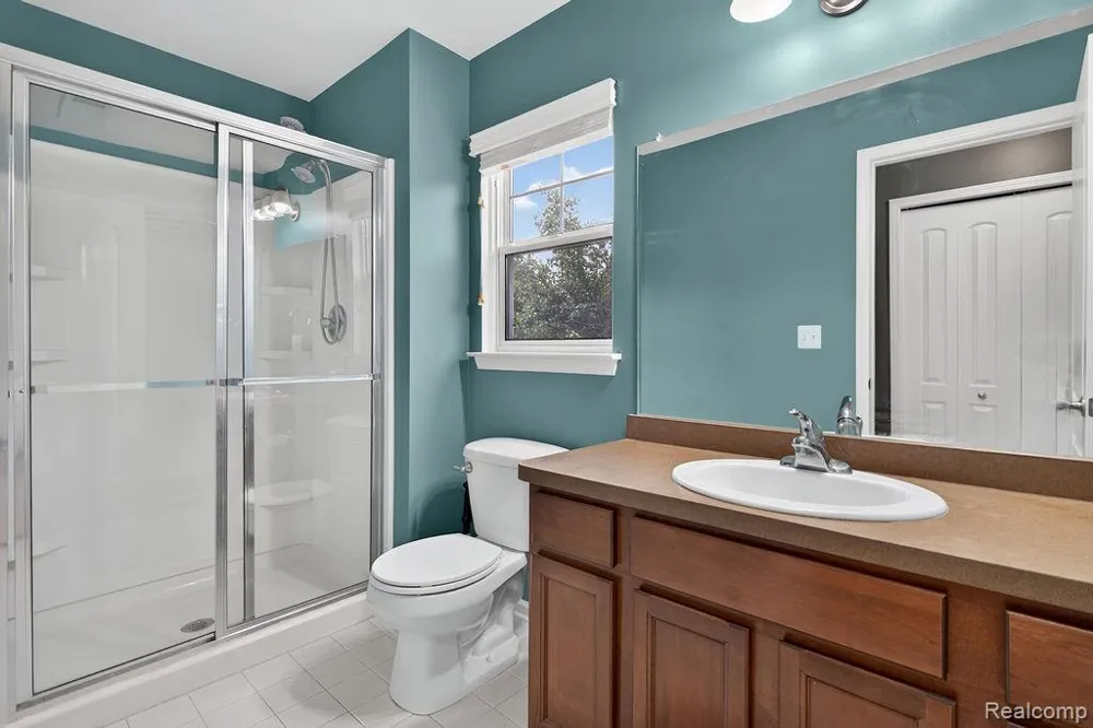 9200 Scenic Way Oxford Charter Township, MI 48371