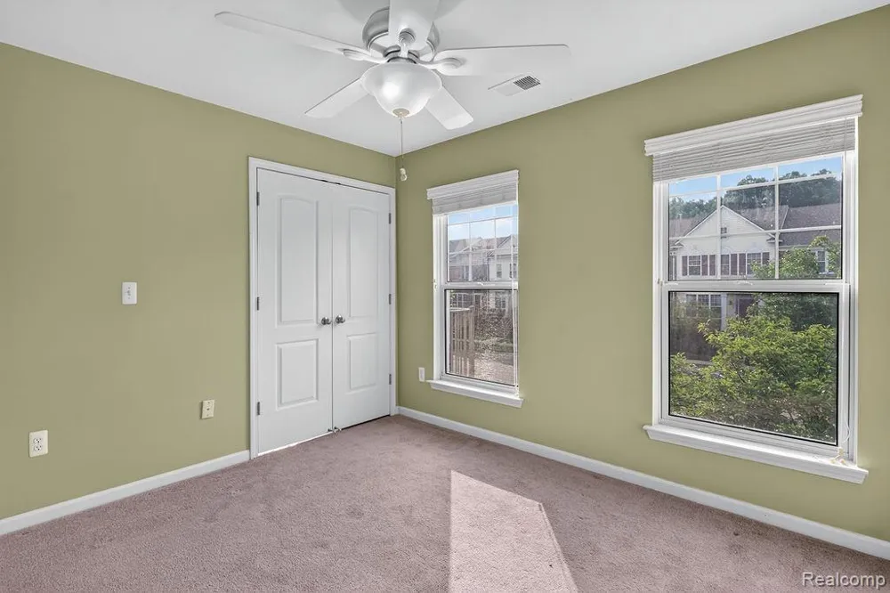 9200 Scenic Way Oxford Charter Township, MI 48371