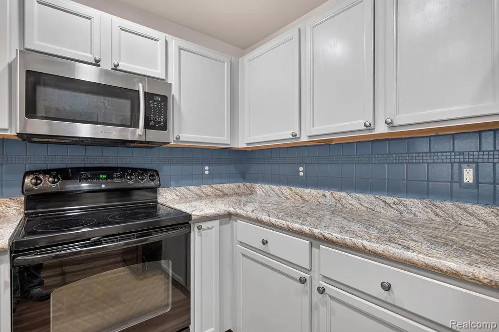 9200 Scenic Way Oxford Charter Township, MI 48371