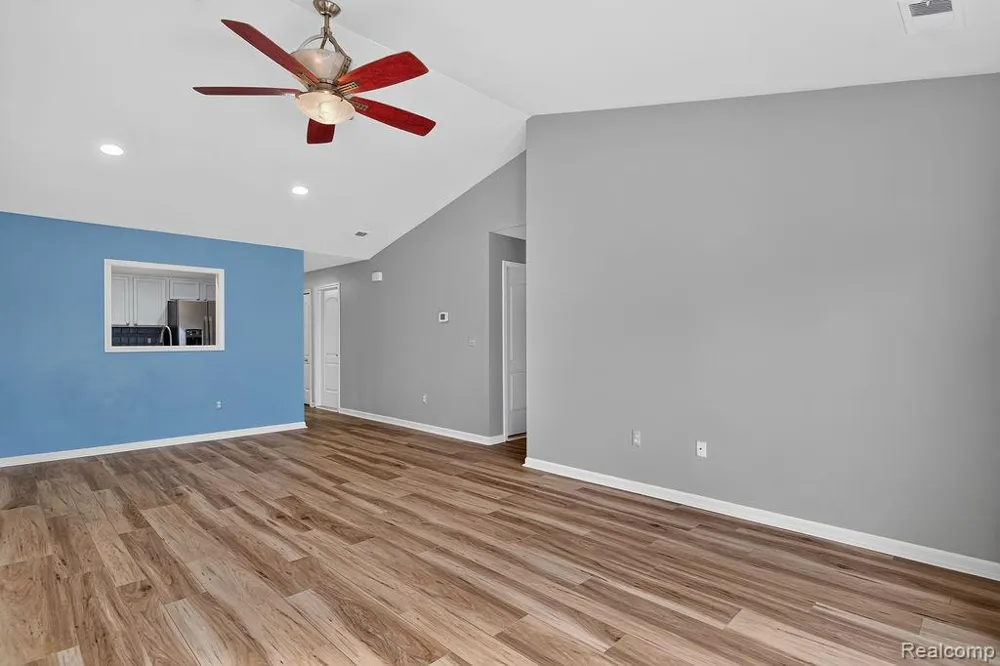 9200 Scenic Way Oxford Charter Township, MI 48371