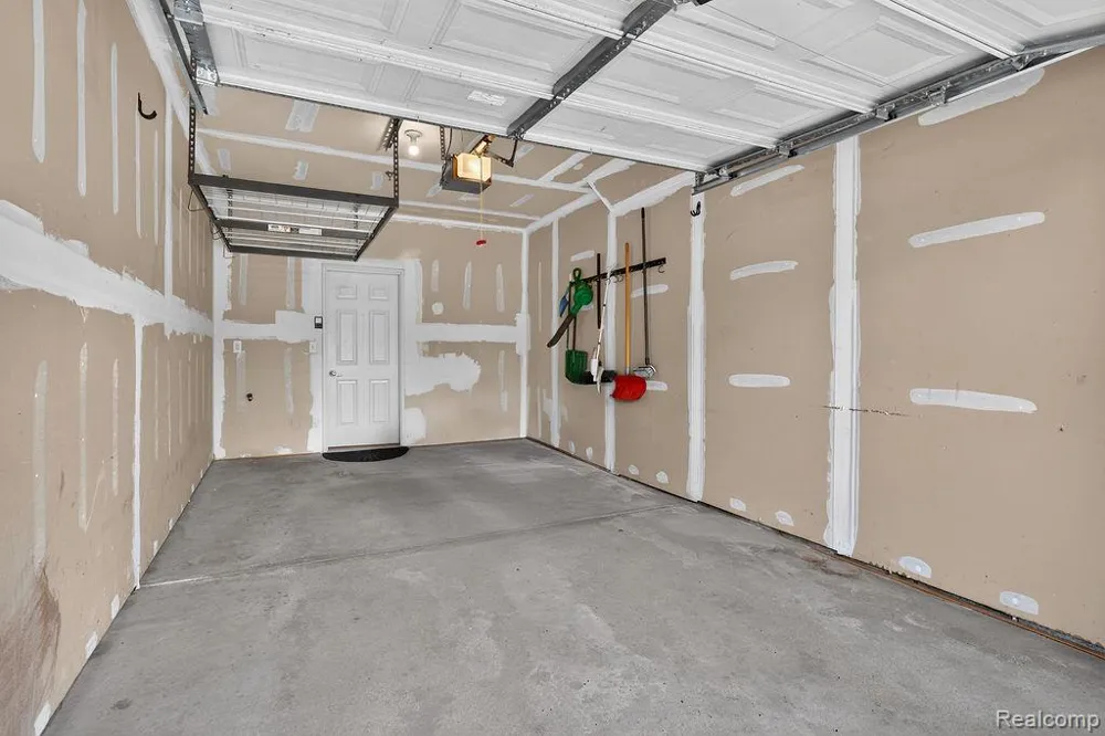 9200 Scenic Way Oxford Charter Township, MI 48371